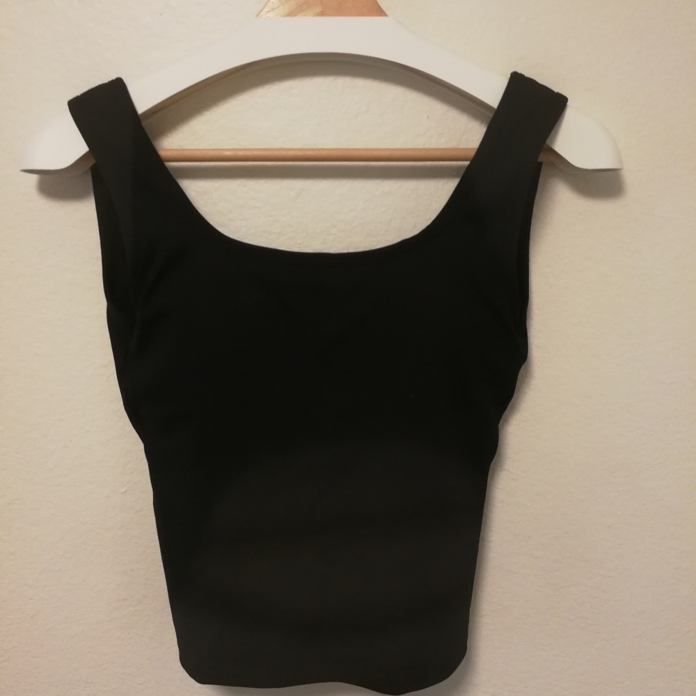 Brand New Black Cropped Tank Top for Yoga, Running